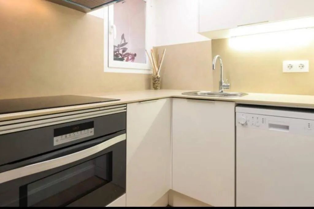 Beautiful And Best Location Apt Барселона 0*,